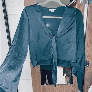 dark blue silky crop top w/ flared sleeves